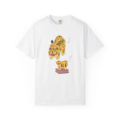 Tiger Illustration Unisex T-Shirt, Artistic Tee for Animal Lovers, Graphic Shirt for Gift, Casual Wear, Eco-Friendly Fashion